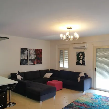 Asta Free Private Parking * Vlore