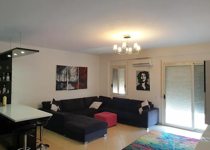 Asta Free Private Parking * Vlore