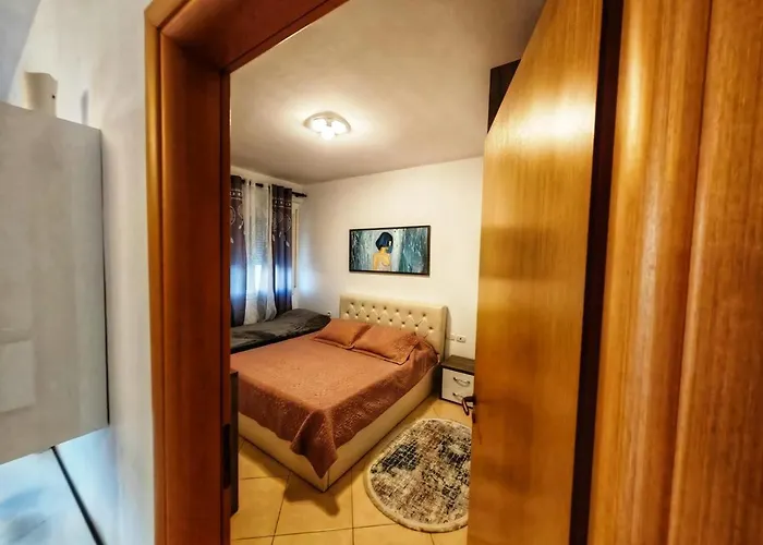 Asta Free Private Parking Apartament